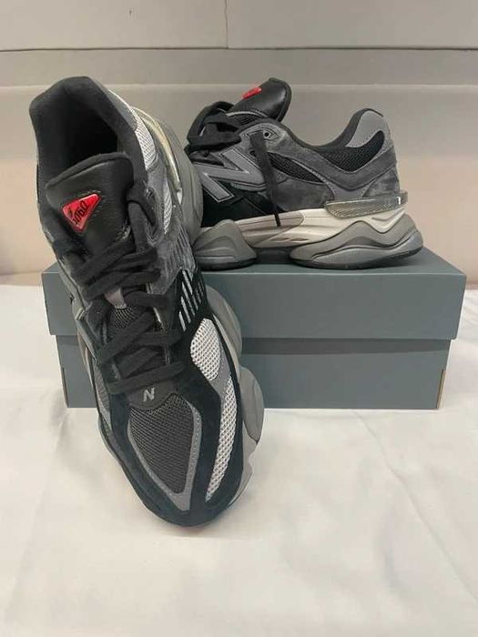Buty-Trampk-New Balance 9060 Black Castlerock Grey R.39.5