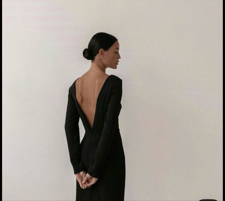 Платя довге вечірнє