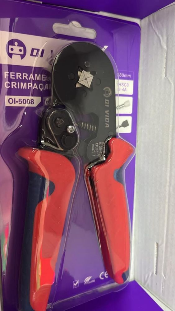 Alicate de cravar terminais inclui 1200 terminais