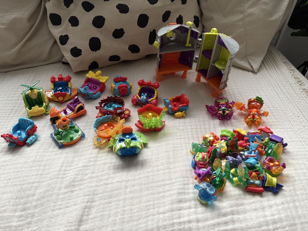 Zestaw Super Zings figurki pojazdy baza