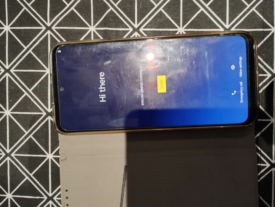 Motorola G31 z etui bardzo dobry stan