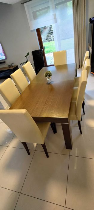 Stół rozkładany (do 310cm) + 8 krzeseł