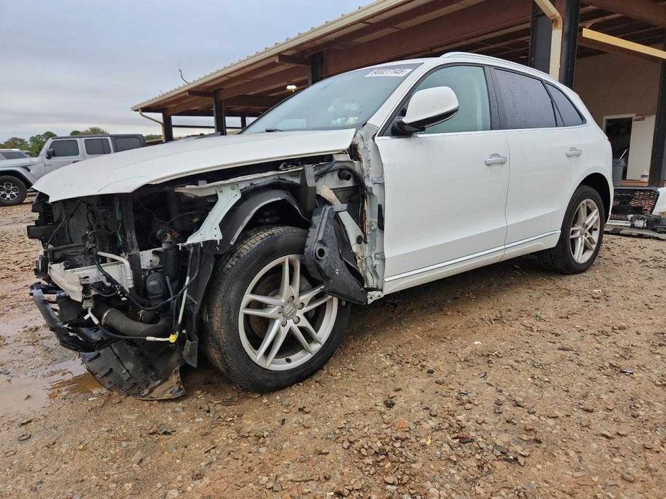 ауді  Q5 2015 авто в дорозі