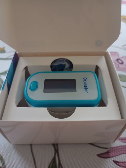 Pulsoksymetr napalcowy M130