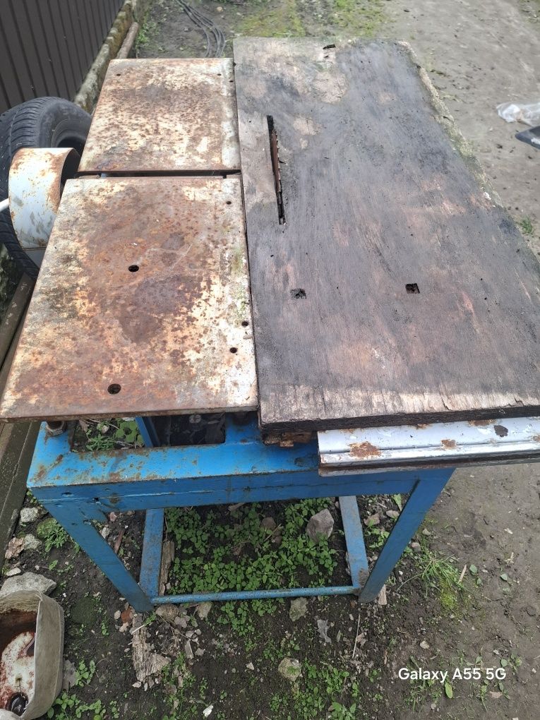 Продам циркулярка з фуганком