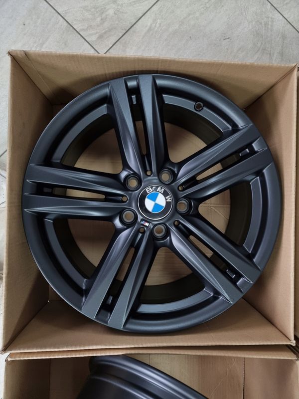 Czarne Felgi Bmw M-Pakiet 18 Cali F20 F22 E87 E46