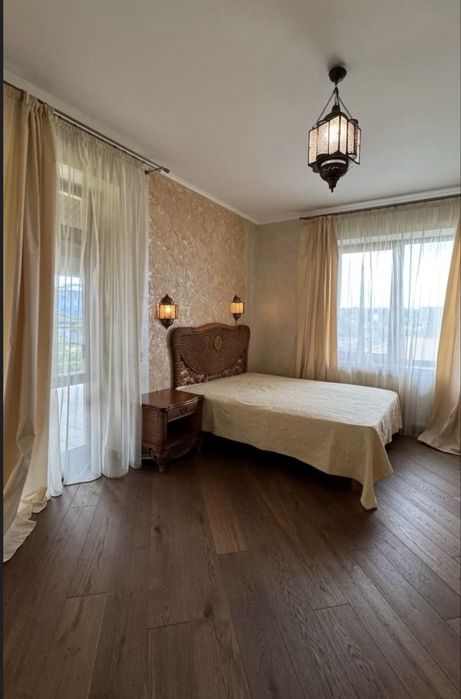 Продаж маєтку в Канадській деревні сел. Гостомель