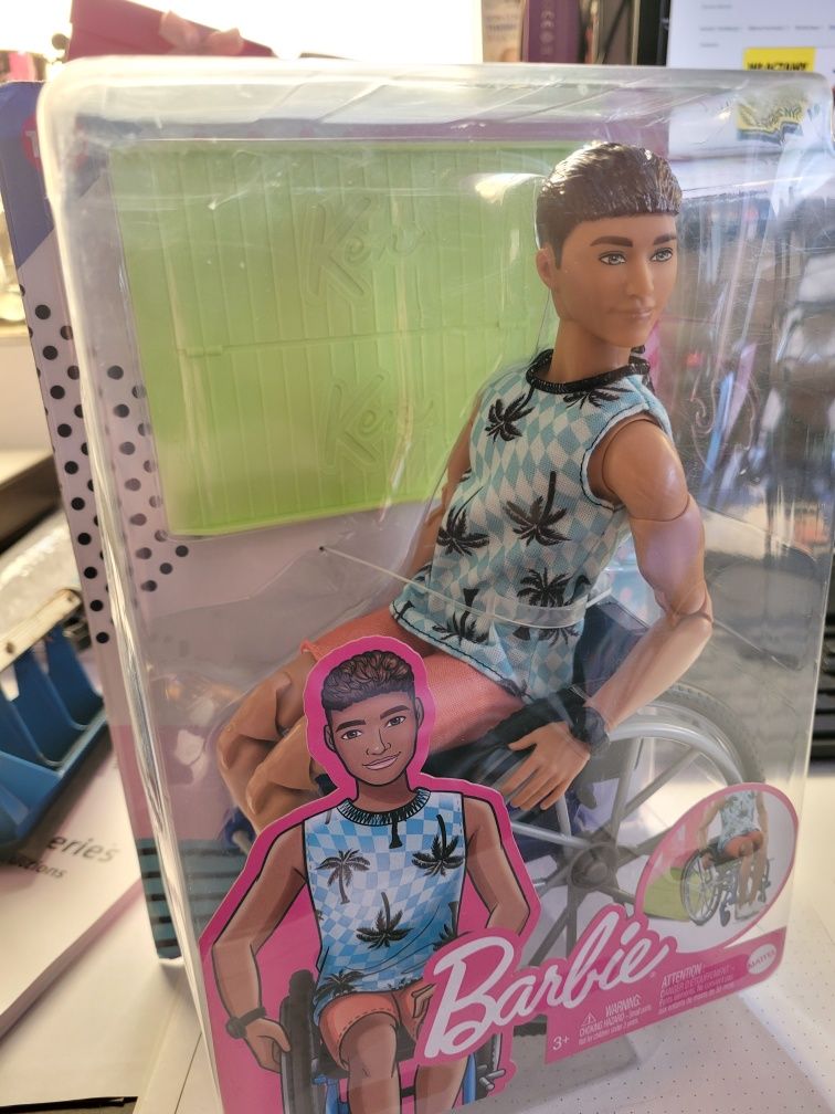 ken Barbie mattel