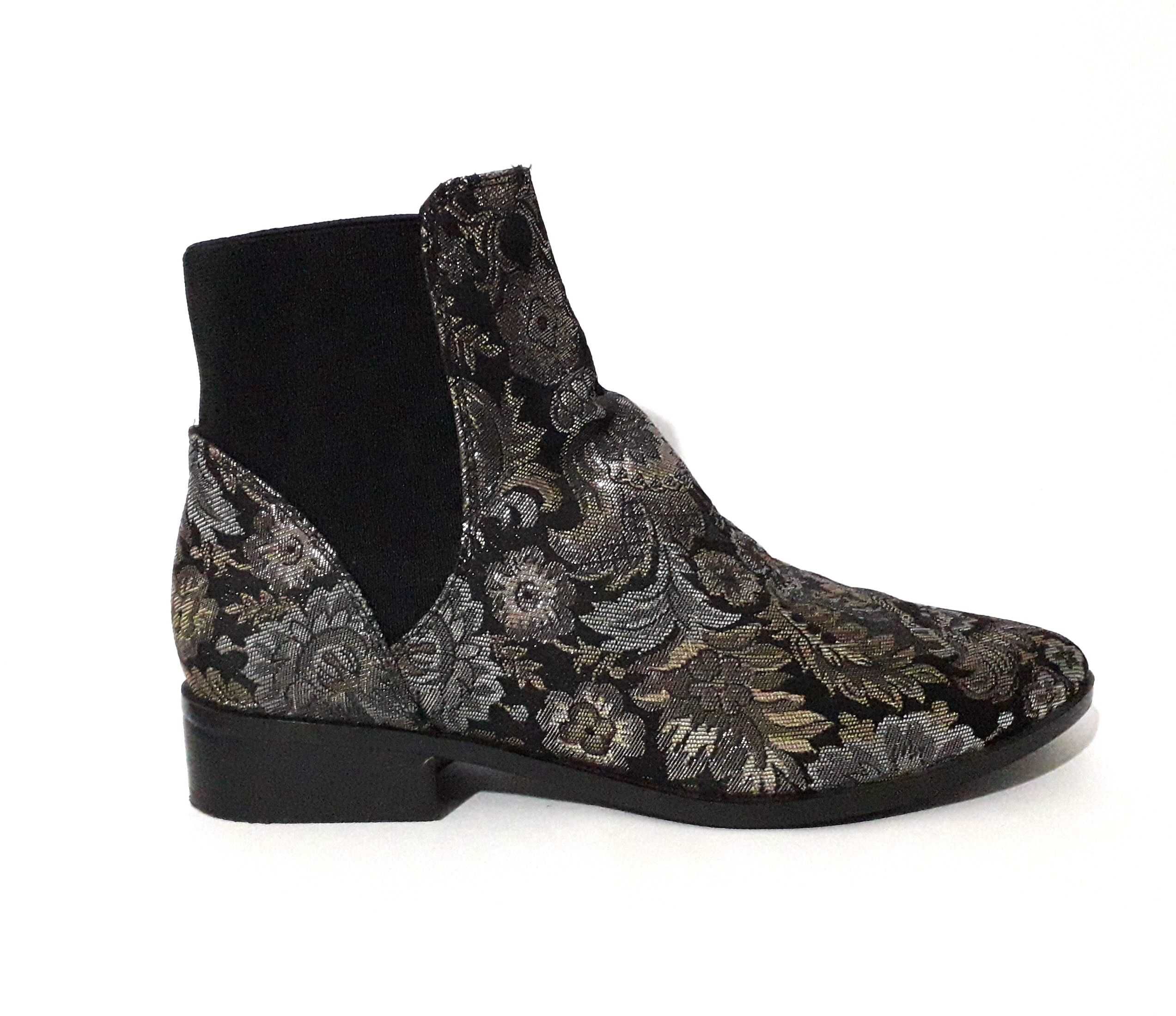 Botins chelsea c/ padrão floral efeito metalizado da Aldo T: 36