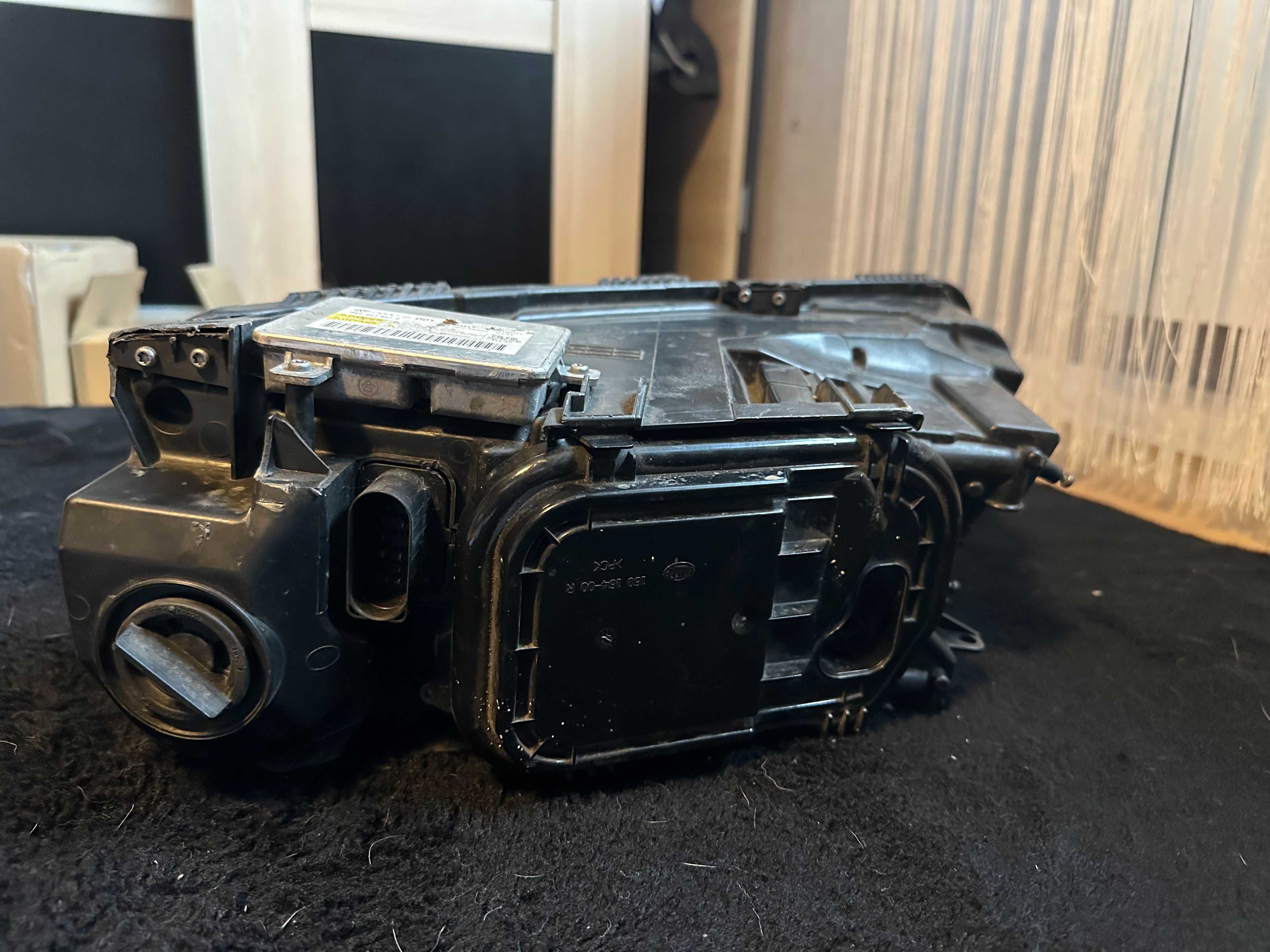 KOMPLET AUDI A6 C6 Bi-Xenon Skrętna