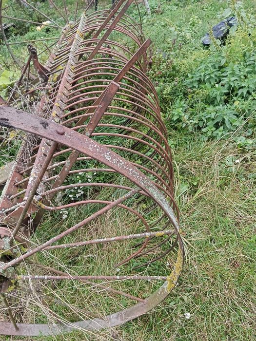 Продам кінську грабарку та сани