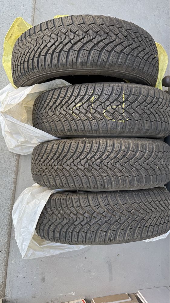 Opony zimowe falken eurowinter 195/65 r 15 prawie nowe