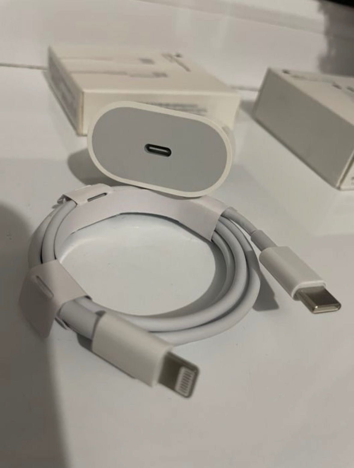 Apple ОРИГИНАЛ Комплект Быстрой
Зарядки 20W Туре С тайп си iPhone