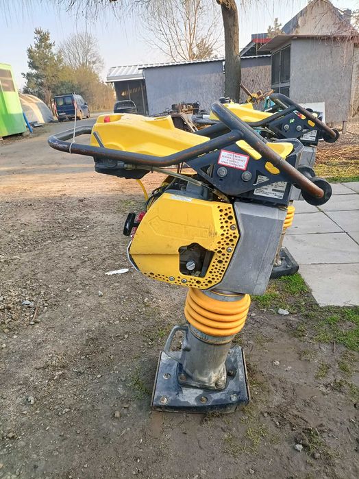 Skoczek stopa wibracyjna ubijak zagęszczarka Bomag BT 65