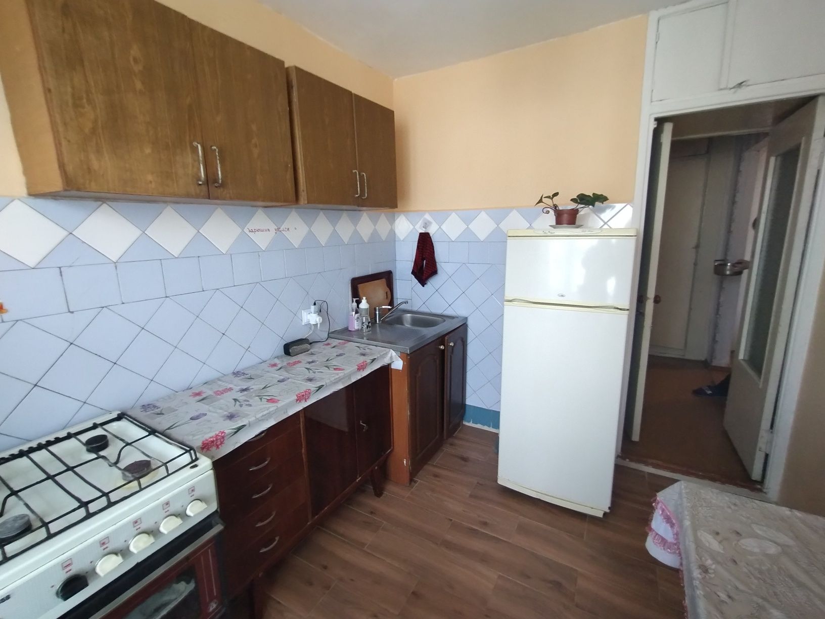 продам 2к квартиру у центрі міста, вул. Ак. Амосова