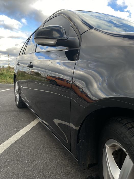 Продам гольф 6 1,6 дизель 2011р