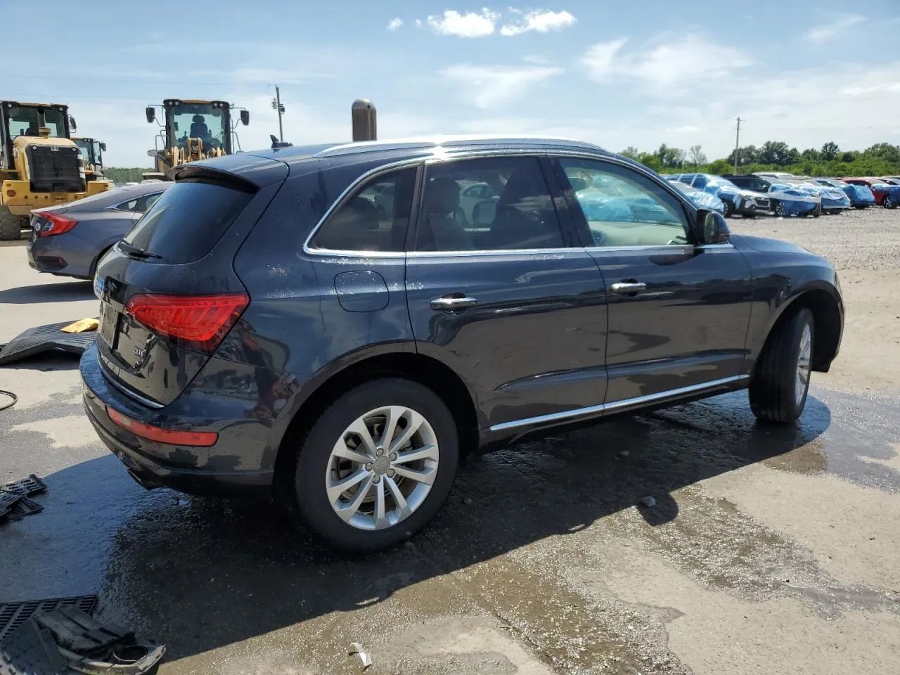 Audi Q5 zadbany serwisowany piękny środek niski przebieg