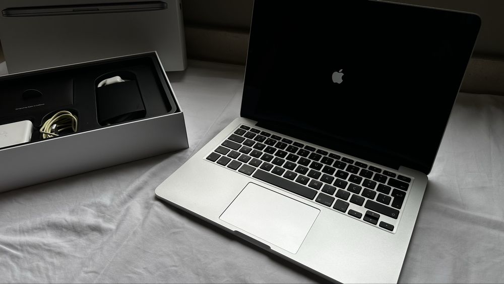 Macbook Pro 13” A1502