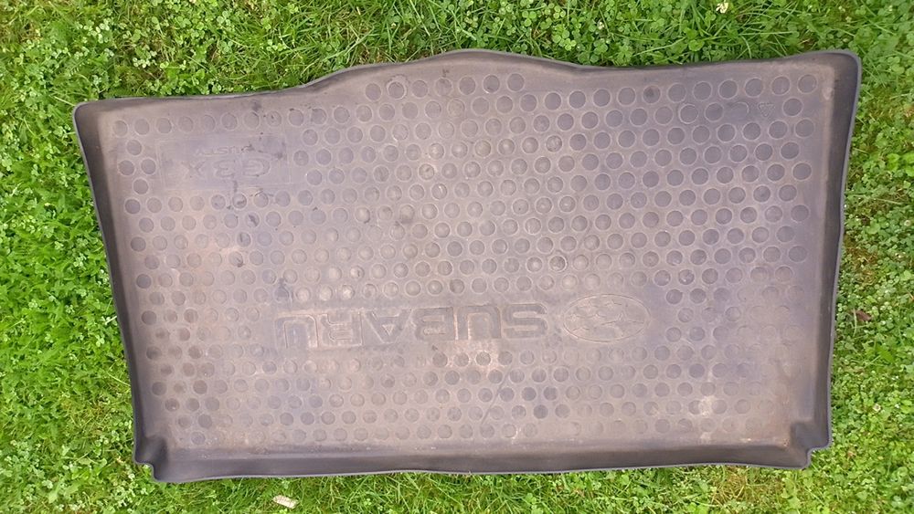 Mata bagażnika gumowa Subaru Justy Suzuki Ignis II