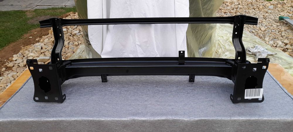 Belka zderzaka przedniego wzmocnienie VW Polo VI