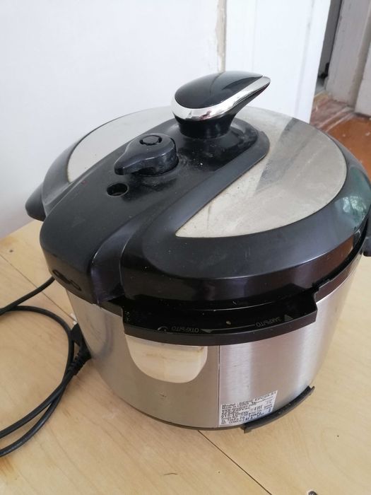 Мультиварка Moulinex EPC05-S1