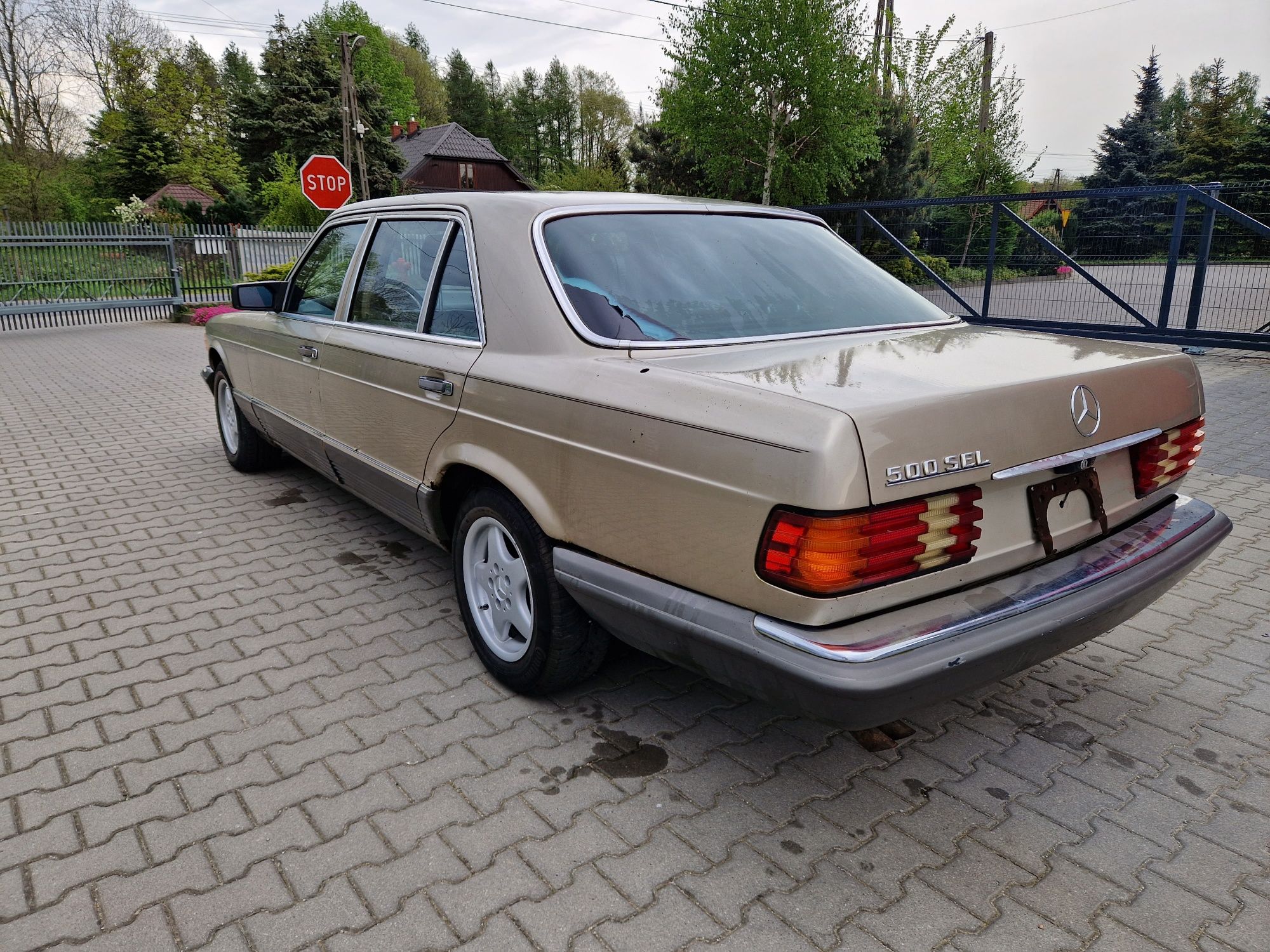 Mercedes W126, 500SEL V8 231KM