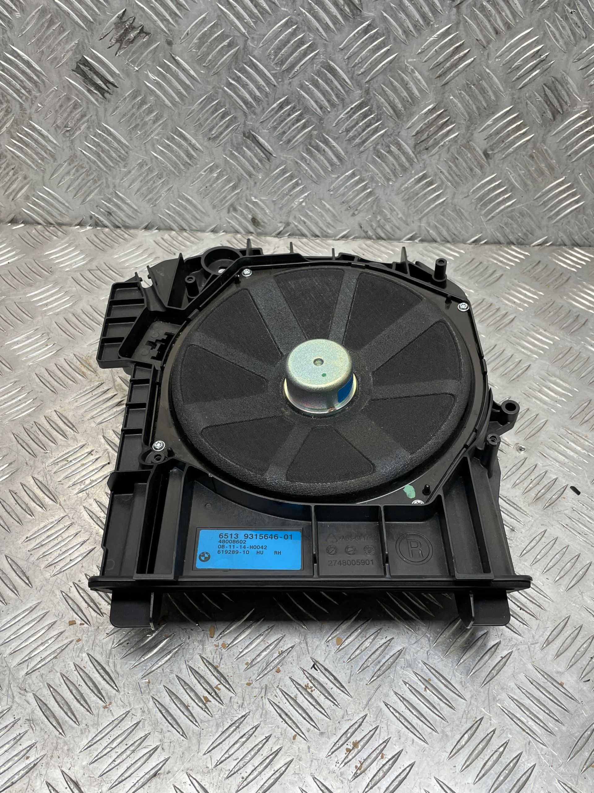 BMW F10 F11 F13 F18 głośnik Niskotonowy Subwoofer Prawy