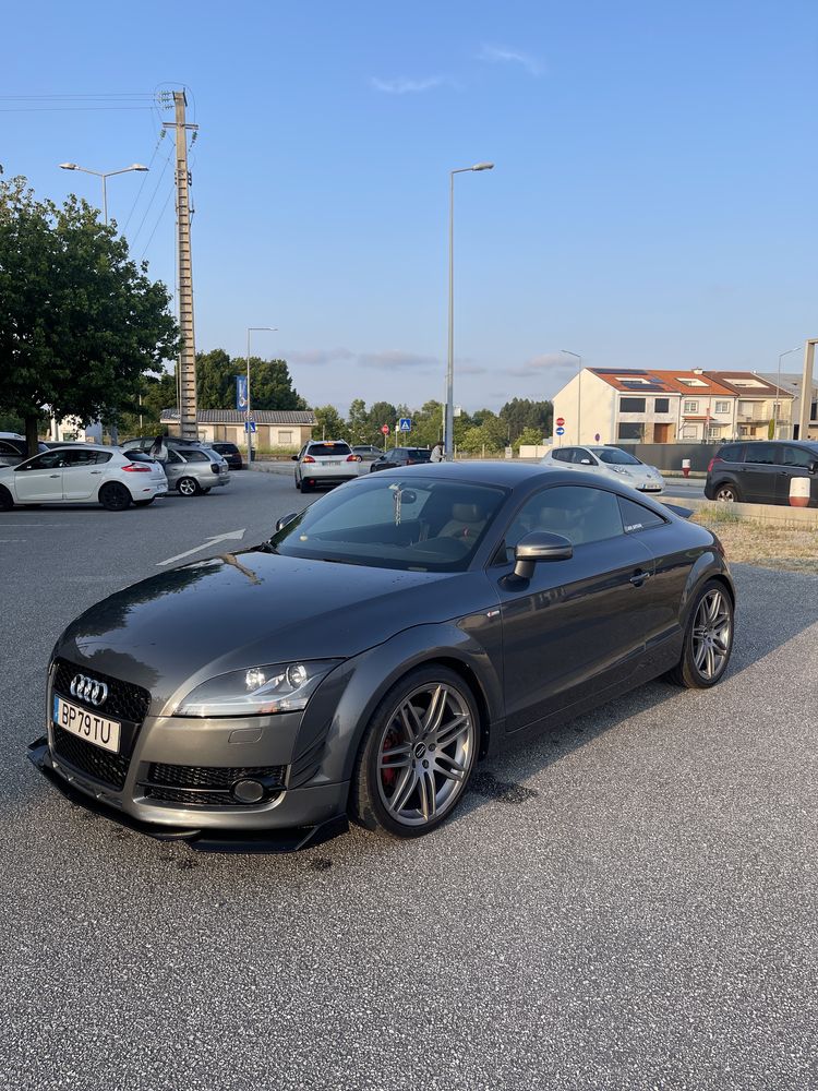 Audi TT 2.0tfsi s-tronic