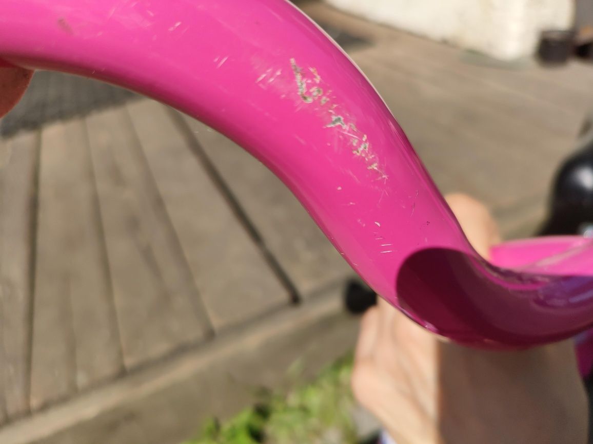 Rowerek biegowy Chicco pink arrow