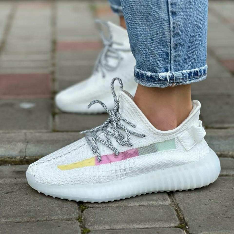 Женские кроссовки Adidas Yeezy boost 350, жіночі кросівки, yeezy boost