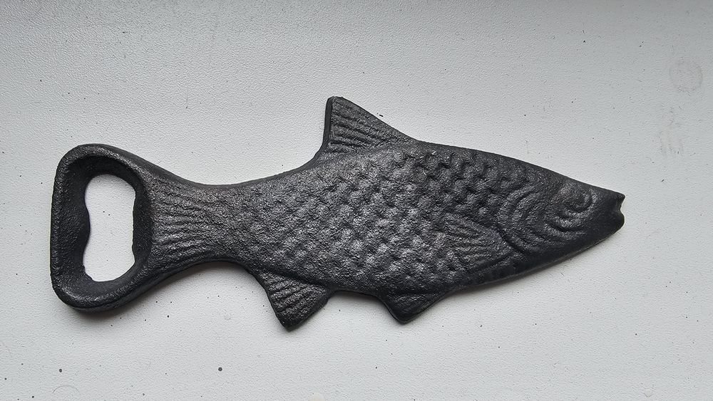 Otwieracz do piwa żeliwny ryba, dla wędkarza, rybaka, kolekcjonera