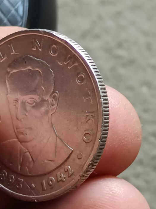 Sprzedam monetę 20 złotych 1976 r bzm Marceli Nowotko