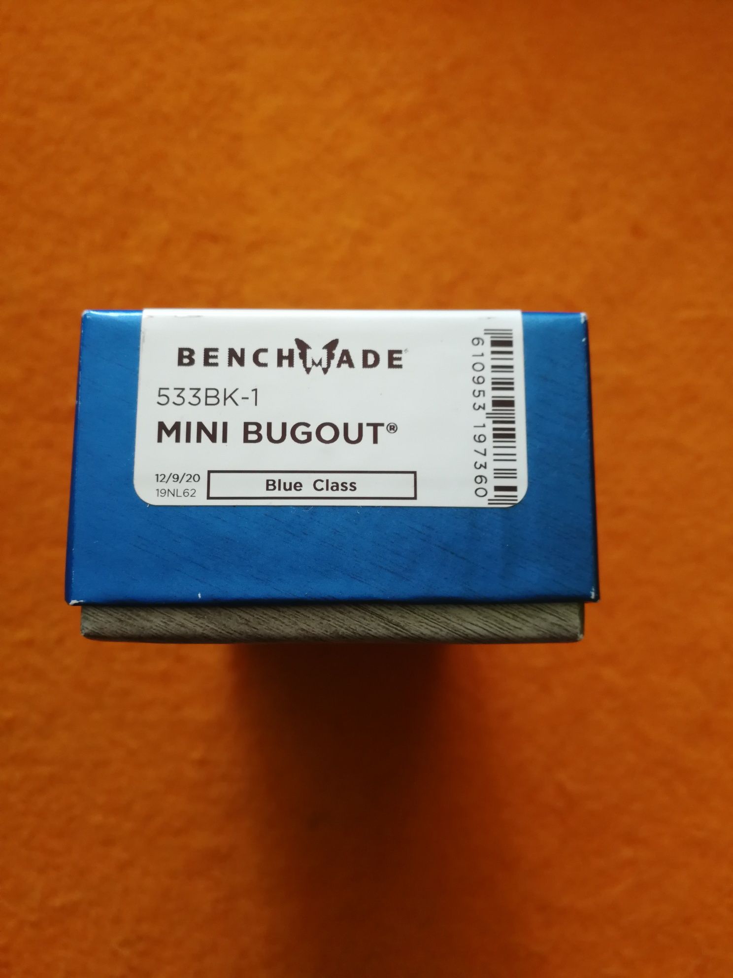 Nóż Benchmade Mini Bugout biały czarny USA EDC kolba survival Morakniv