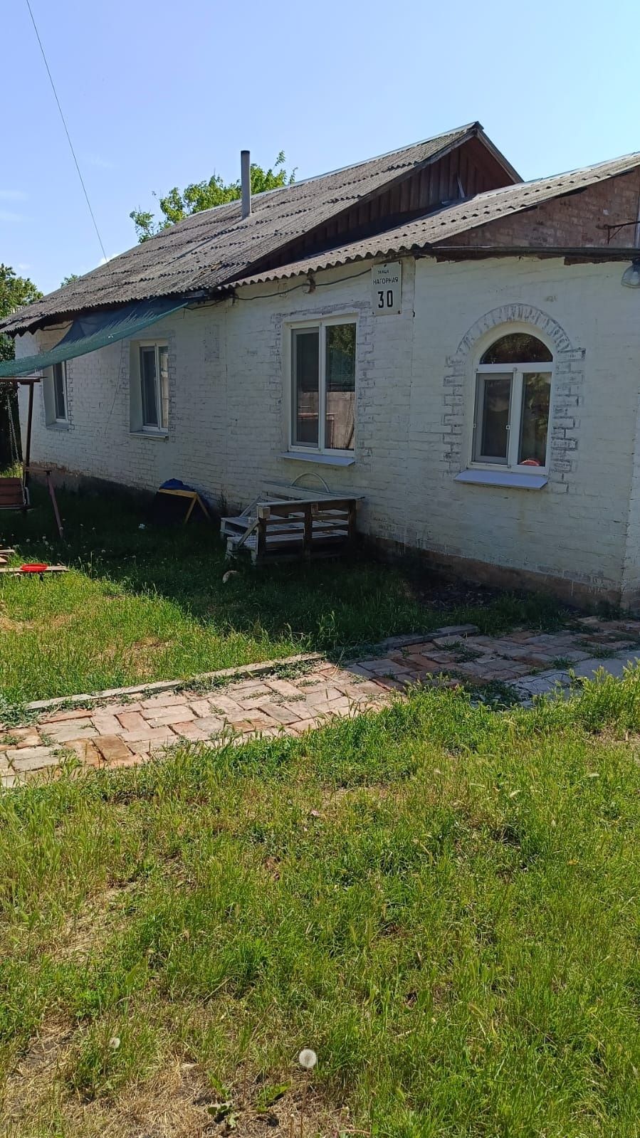 Продам будинок в хорошому стані!