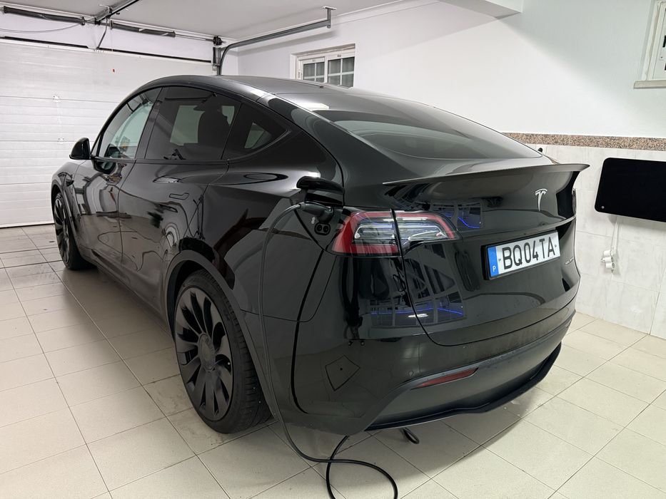 Tesla model Y Performance iva dedutivel