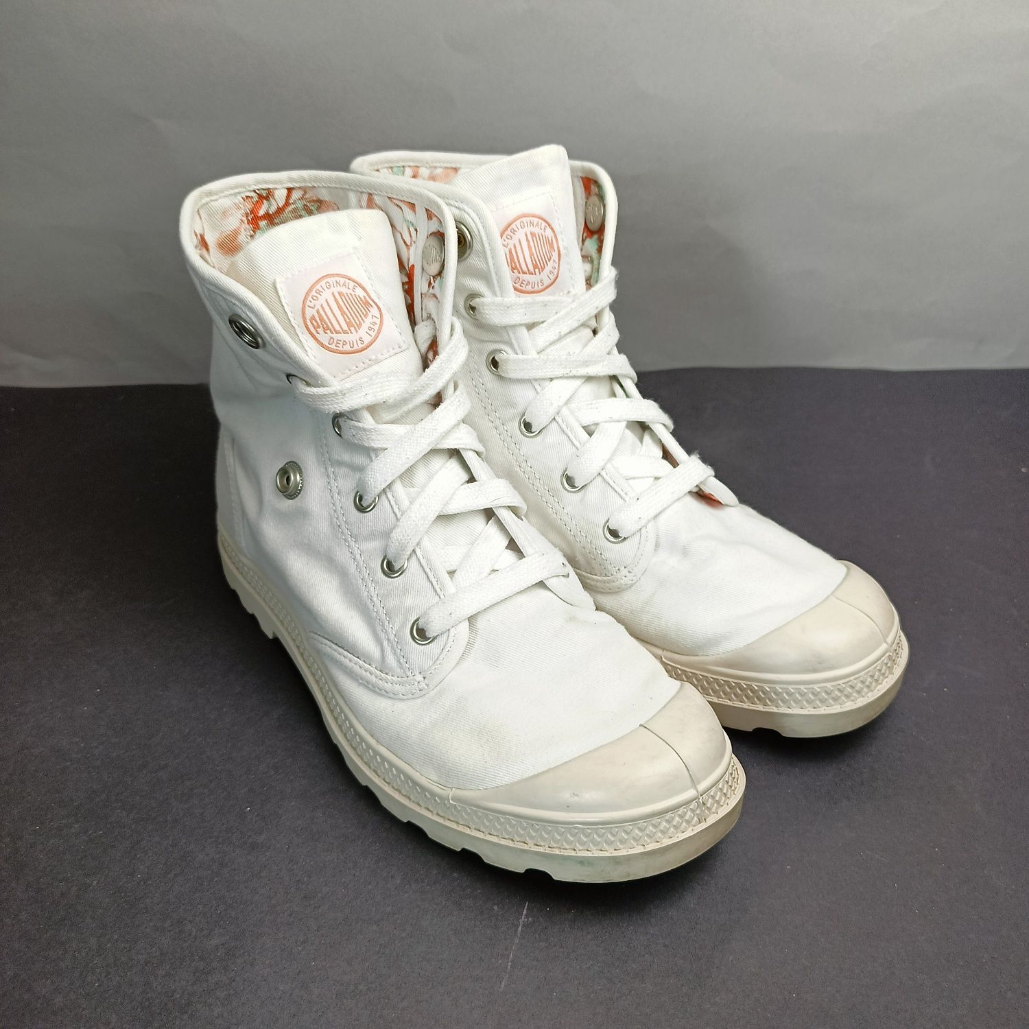 Palladium  Baggy sportowe trapery damskie r. 39 świetne!