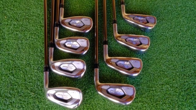 Titleist 718 AP3 Iron Set 4-PW+ PW48º Regular Right-Handed Graphite