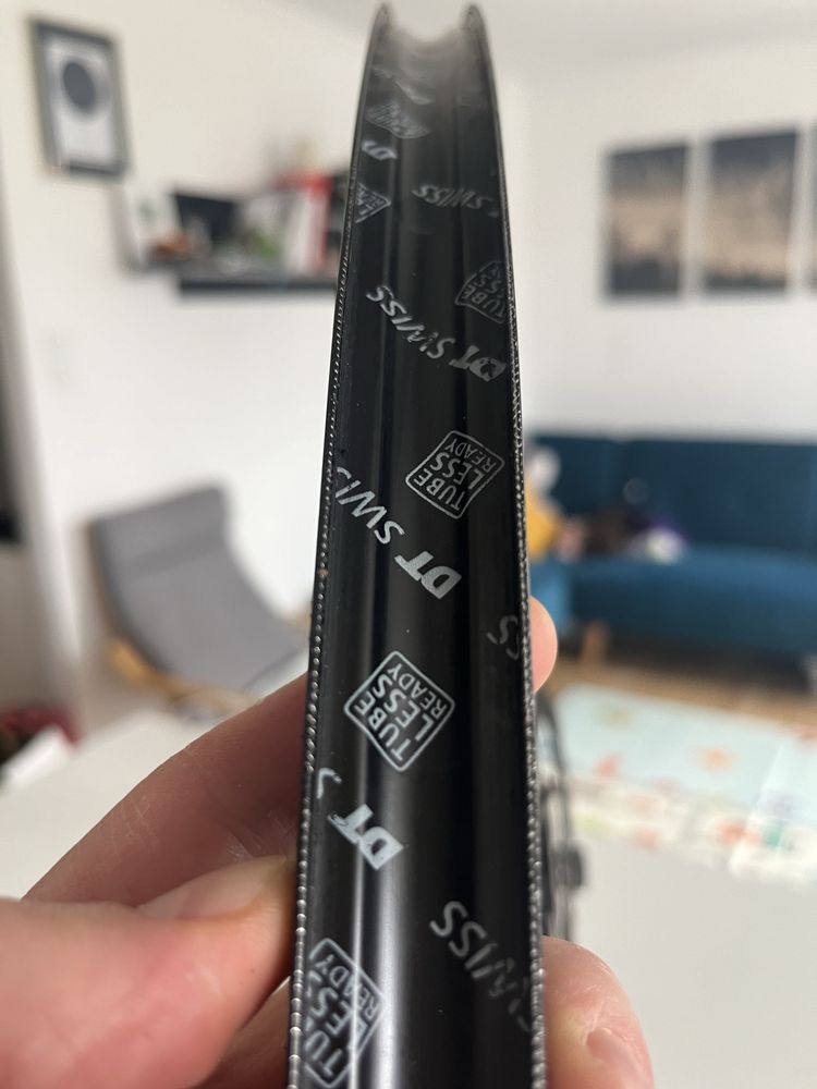 Koła DT SWISS 470db TubeLess