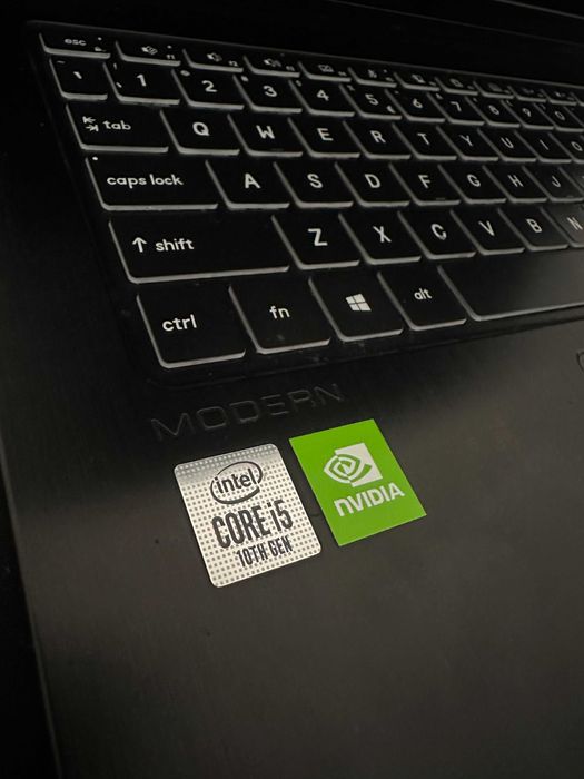 Laptop | MSI Modern 15 | i5 | 512GB SSD | GeForce MX350 | Win 11 |