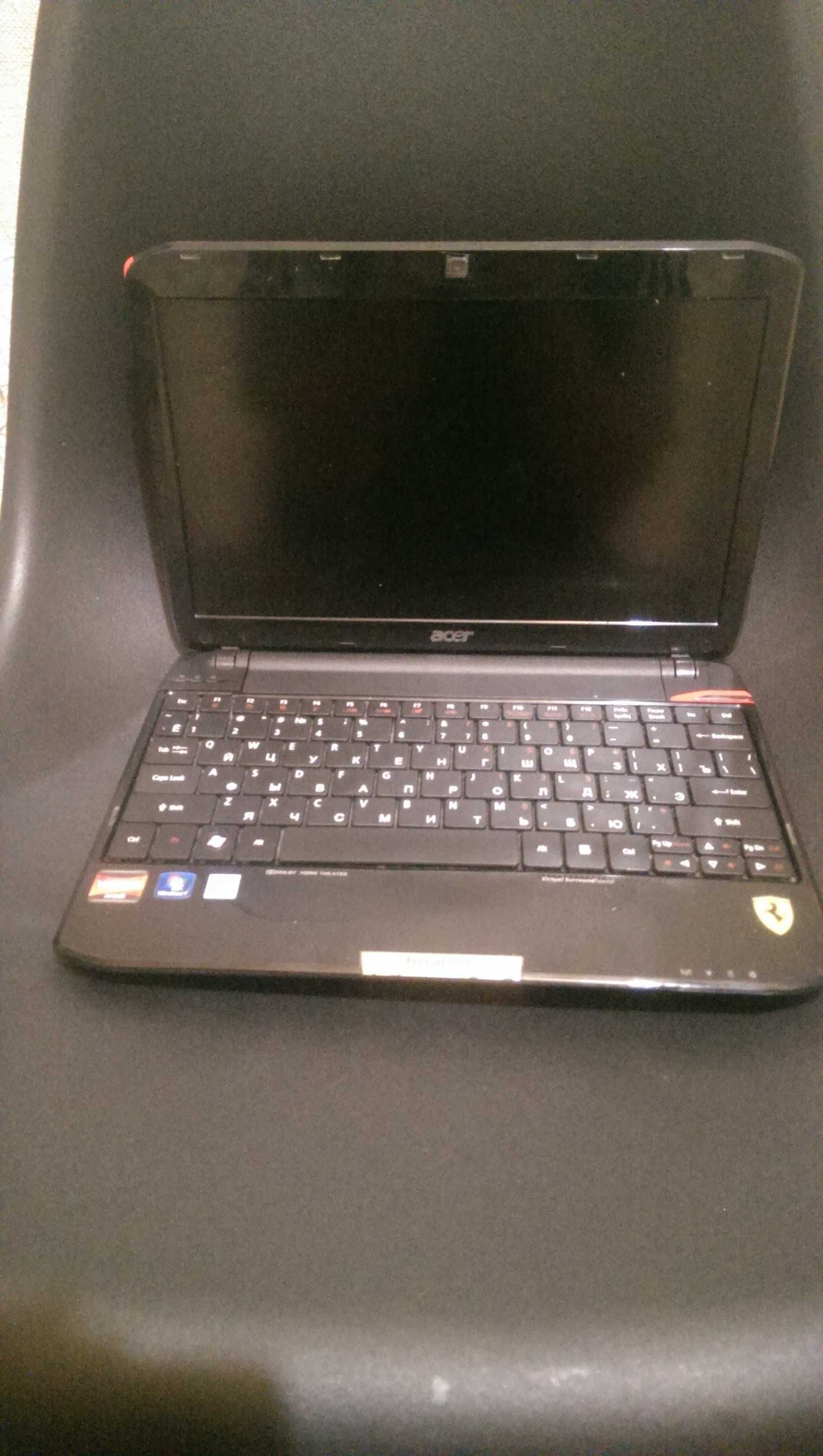 Продам netbook Acer Ferrari one 200