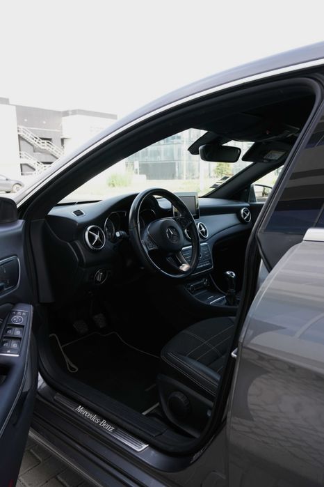 Mercedes-Benz CLA 180 CDI Urban - 77.900Km