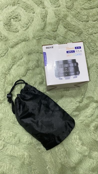 Обʼєктив Meike 35mm 1.4 для X-mount