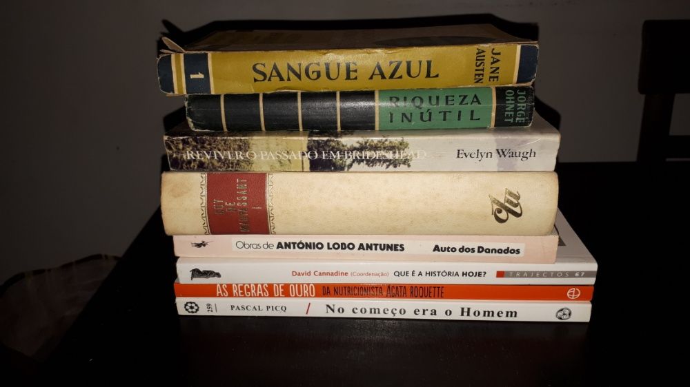 Livros diversos antigos