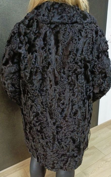 Futro naturalne z karakuł jak Nowe r.40/42