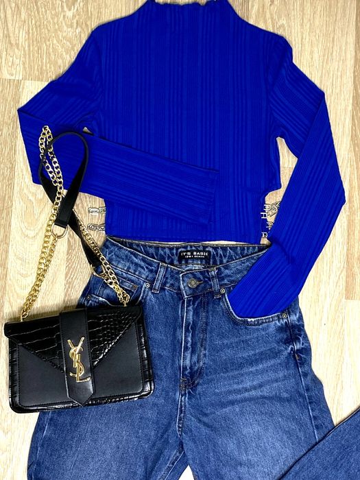 Одяг для дівчат. Кофта , джинси