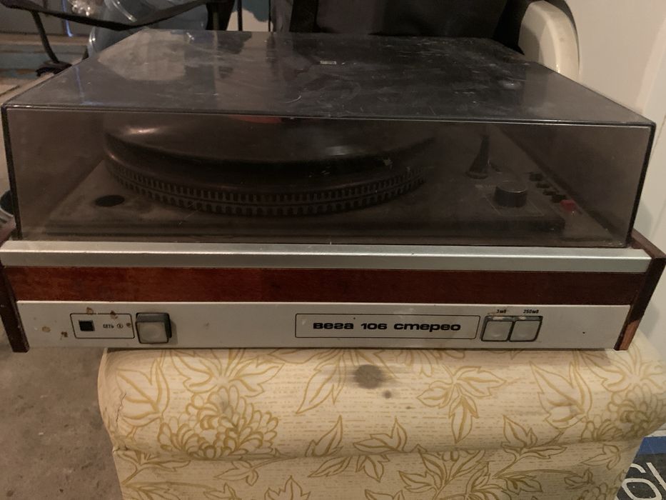 Продам аудио технику СССР