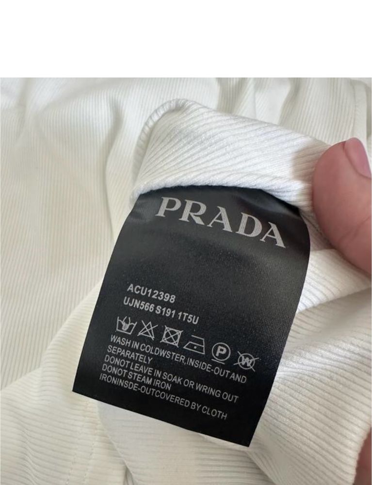 Лонглслів кофта в рубчик білий чорний Прада Prada Xs S M L