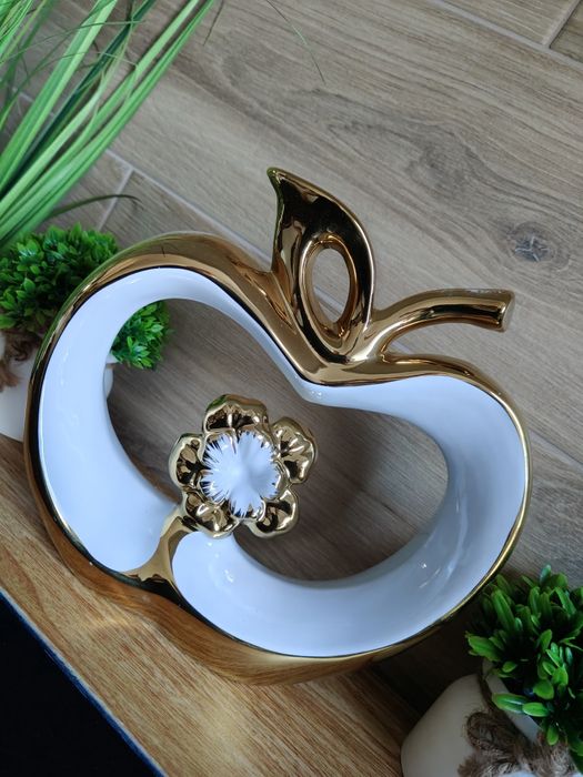 Figurka dekoracyjna piękne biało złote jabłko 21/21cm