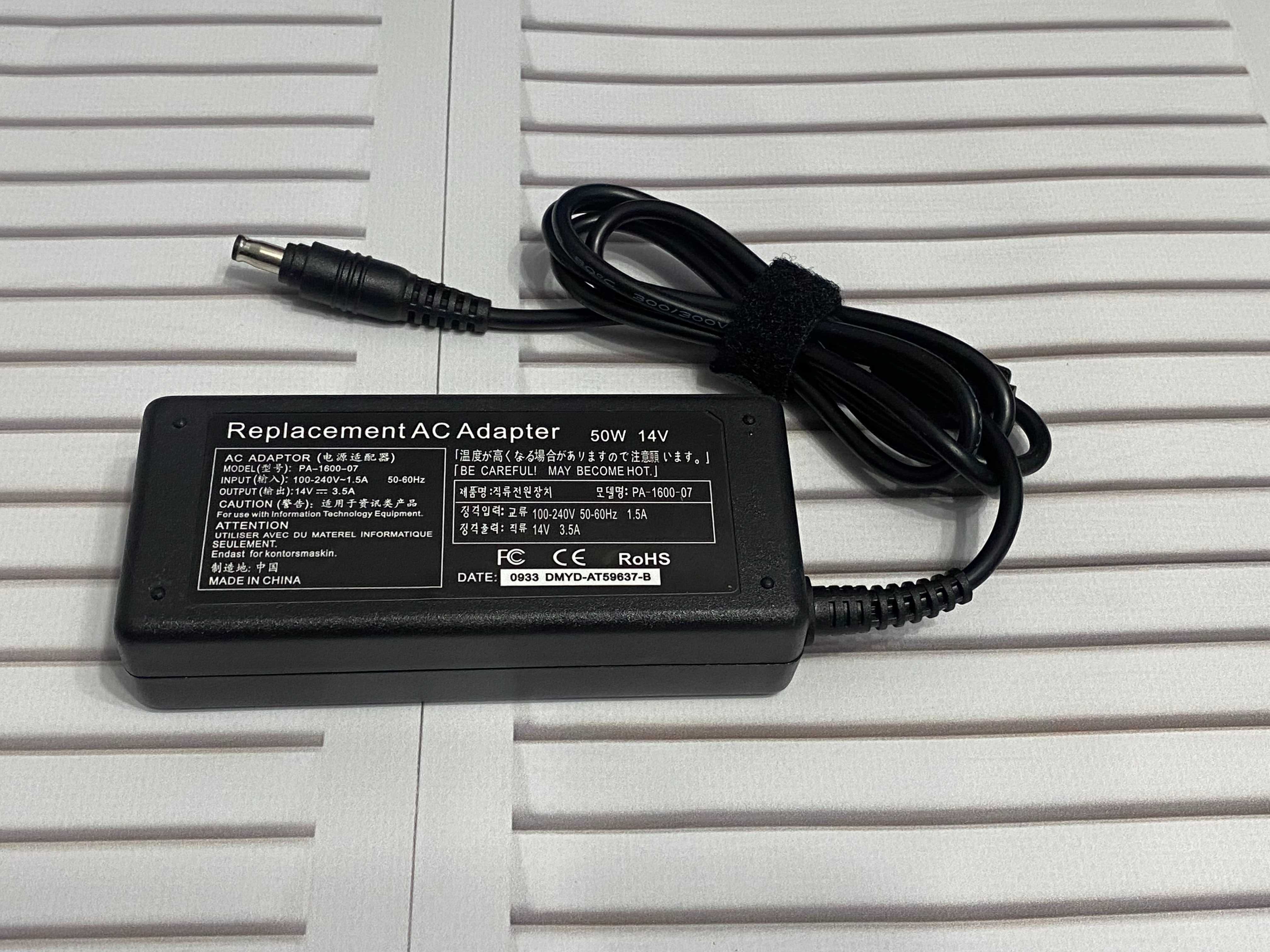 Блок живлення для LCD моніторів Samsung 14V 3.5A 50W 5.5x3.0 мм