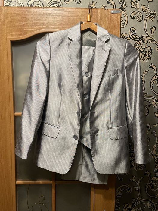 Костюмчик троечка